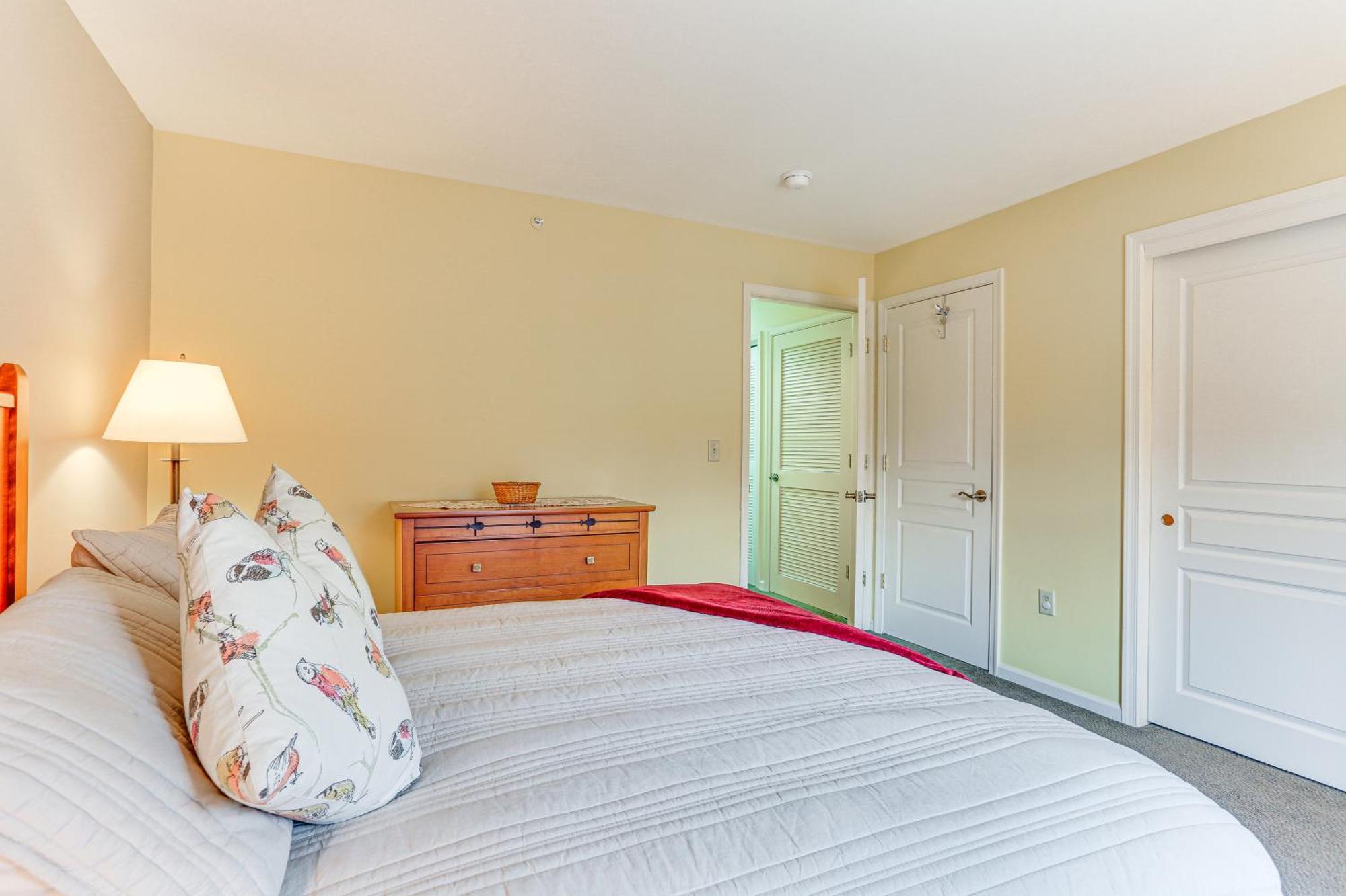 Spacious Condo With View Less Than 1 Mi To Mtn Creek Resort! Vernon Buitenkant foto