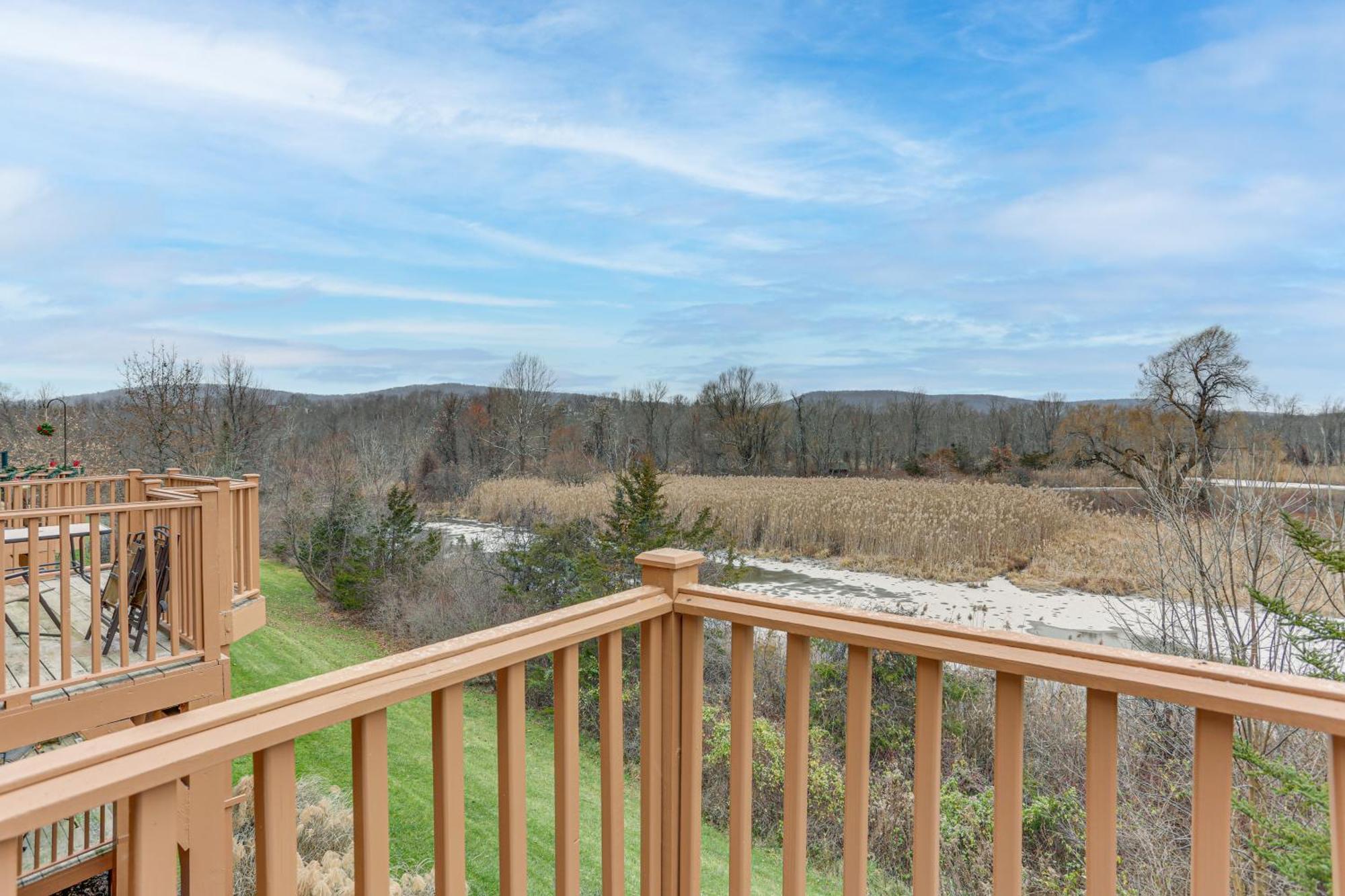 Spacious Condo With View Less Than 1 Mi To Mtn Creek Resort! Vernon Buitenkant foto